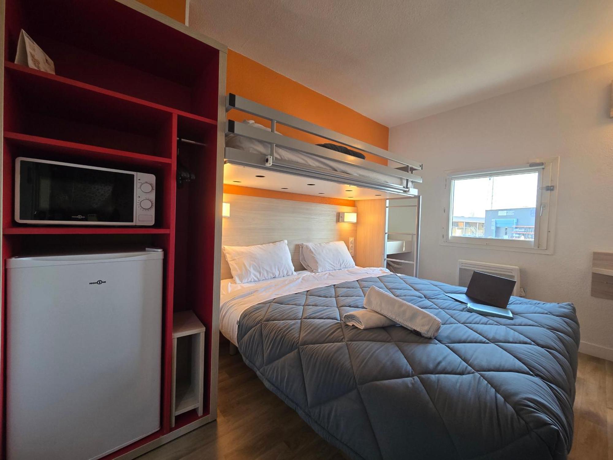 Premiere Classe Troyes Sud - Parc St Thibault Bucheres Bagian luar foto
