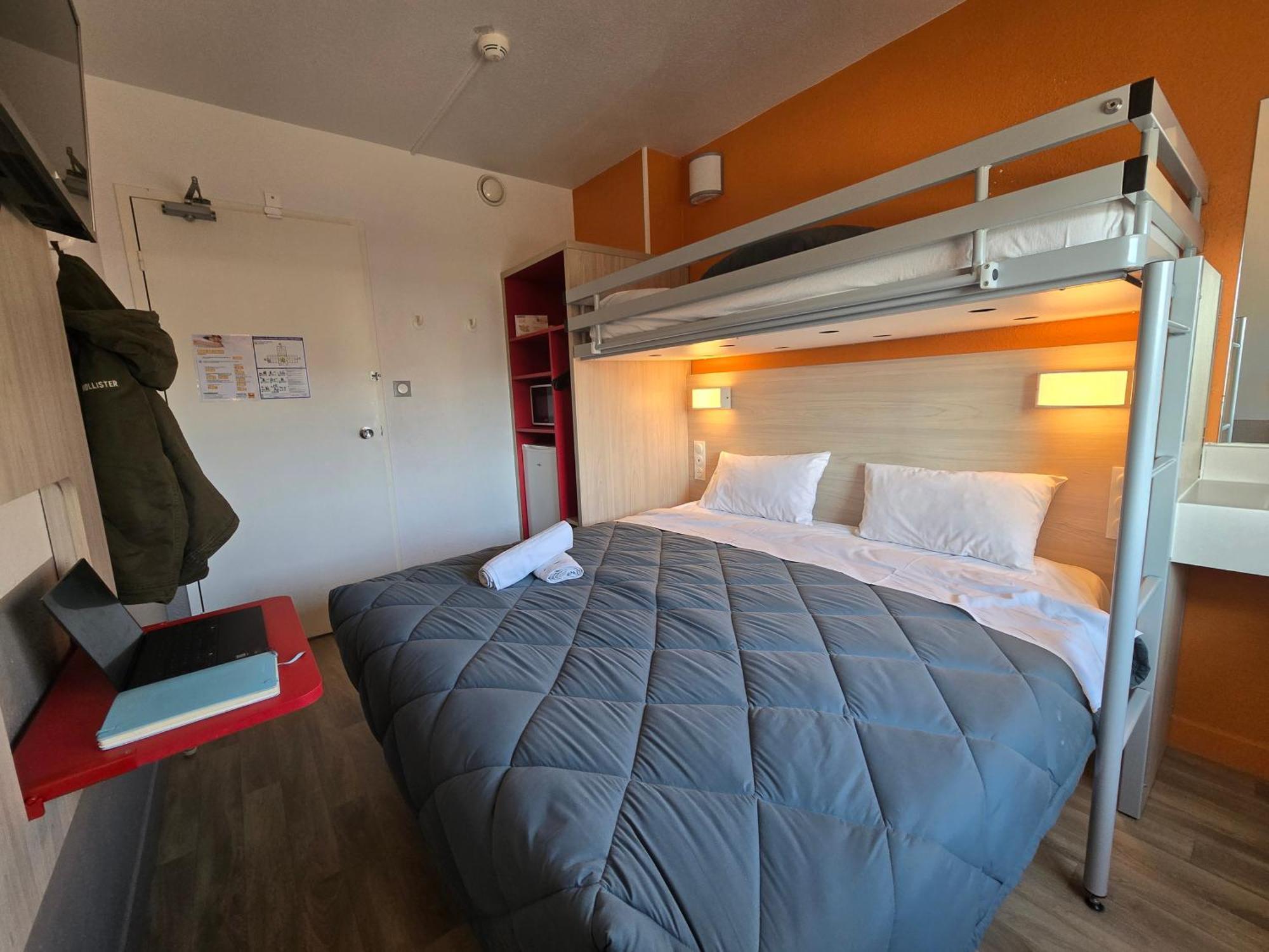 Premiere Classe Troyes Sud - Parc St Thibault Bucheres Bagian luar foto