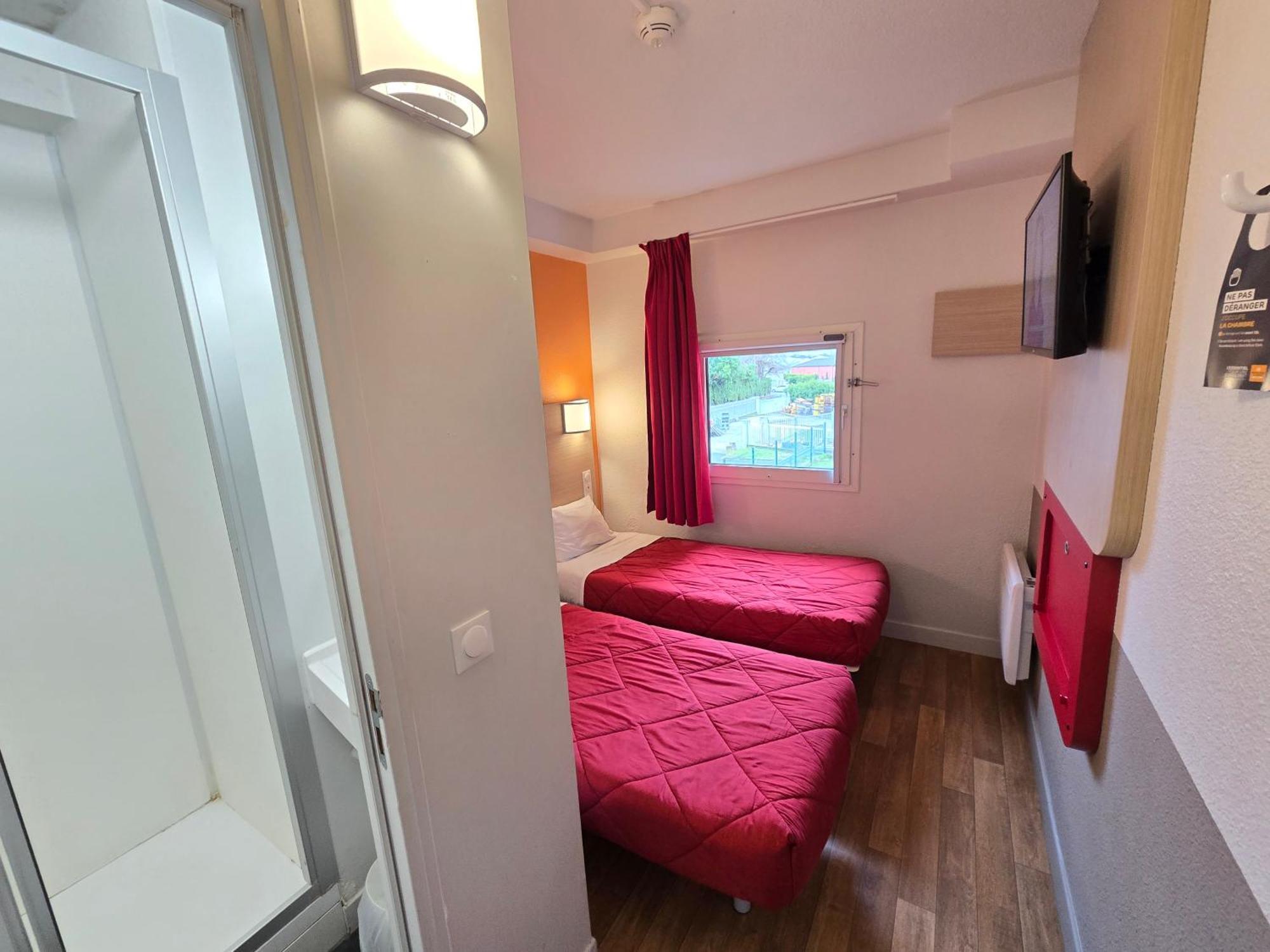 Premiere Classe Troyes Sud - Parc St Thibault Bucheres Bagian luar foto
